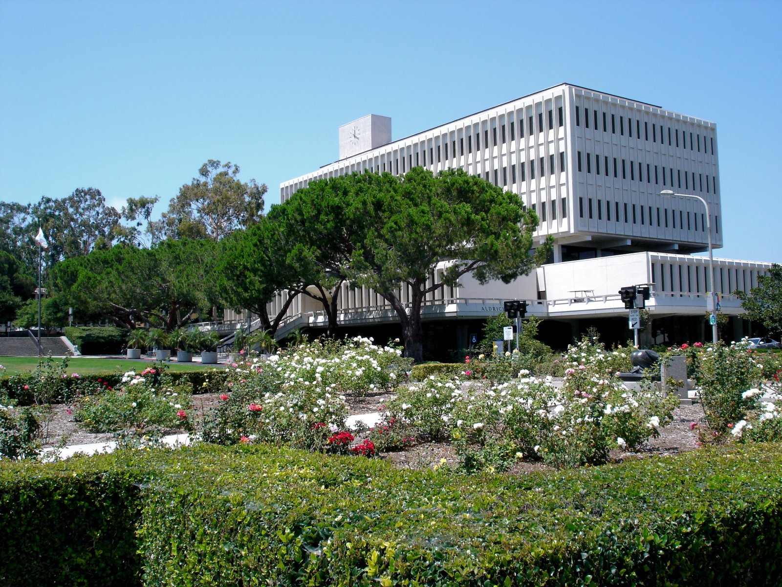 Uc Irvine Campus Tour