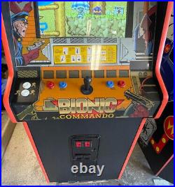 BIONIC COMMANDO ARCADE MACHINE by CAPCOM 1987 (Excellent Condition) RARE