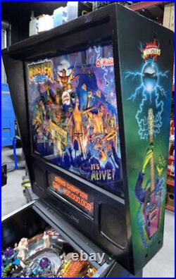 Monster Bash Pinball Machine By Williams 1998 Free Shipping LEDS Original