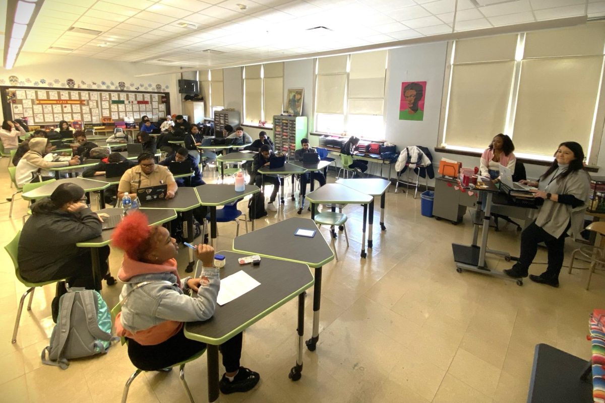 Ms. Collins leading her Spanish class.