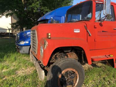 1970-1987 Ford LN9000 Red Hood - Used