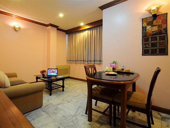 Royal Asia Lodge Sukhumvit in Bangkok - Room Deals, Photos & Reviews