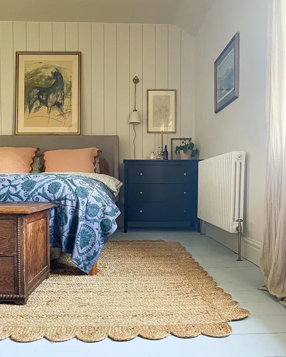 Farrow and Ball 2004 bedroom interior