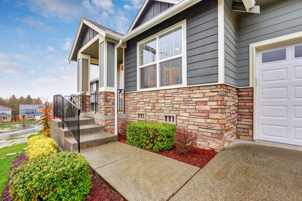 Gray stone and brick combo