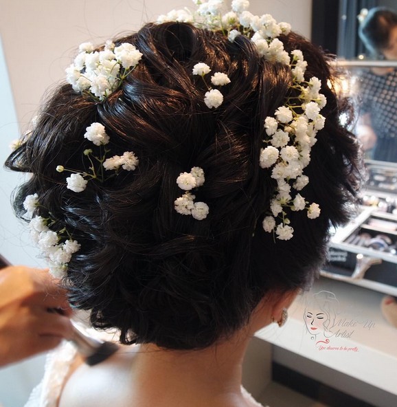 Bridal Hairdo with Flower