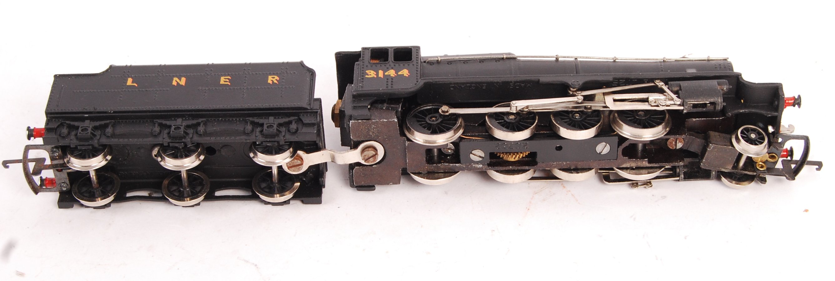 RARE VINTAGE WRENN 00 GAUGE MODEL RAILWAY TRAINSET LOCOMOTIVE - Image 4 of 6