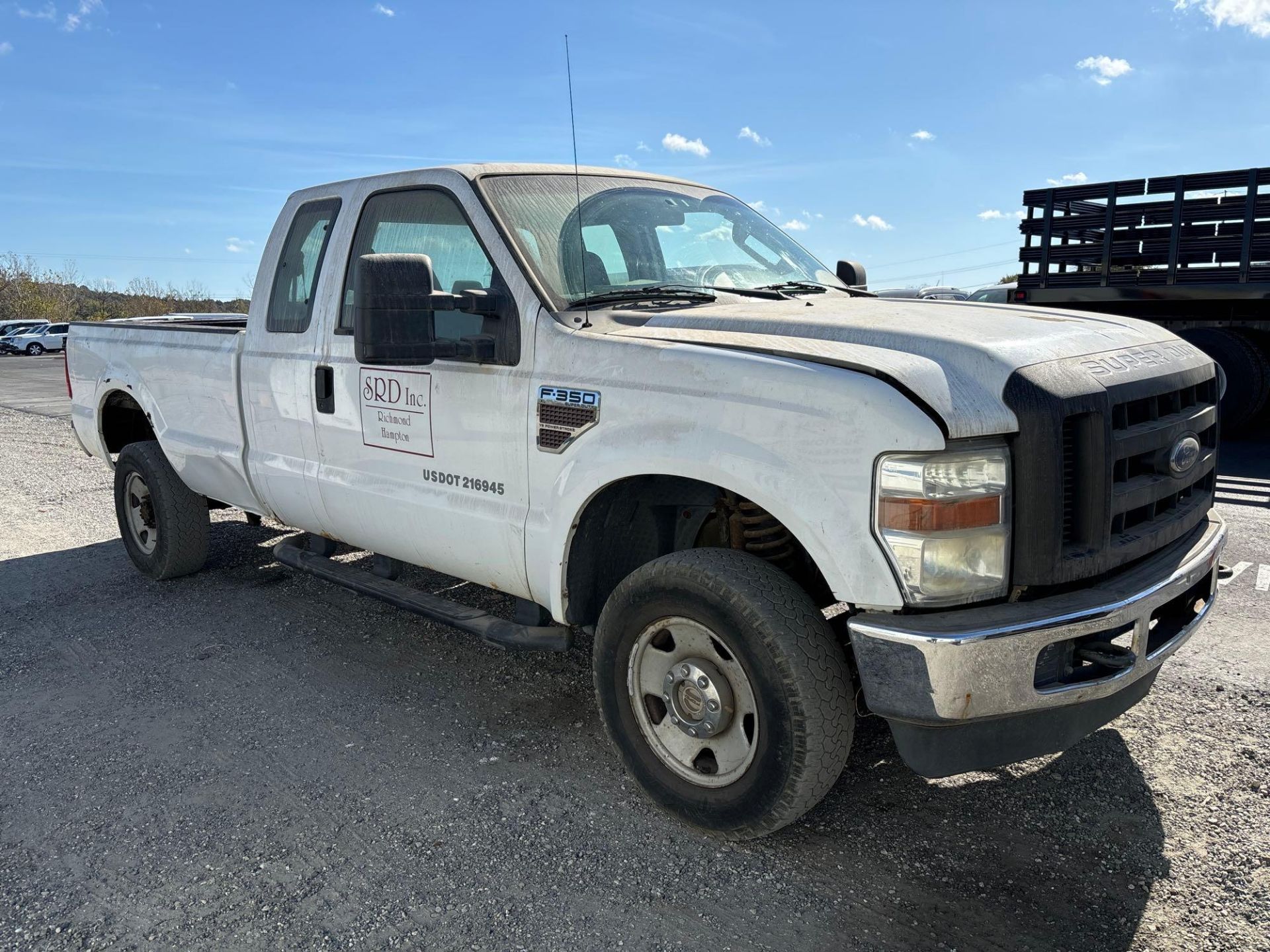 2008 Ford F-350 XL Super Duty Pickup Truck - Image 4 of 17