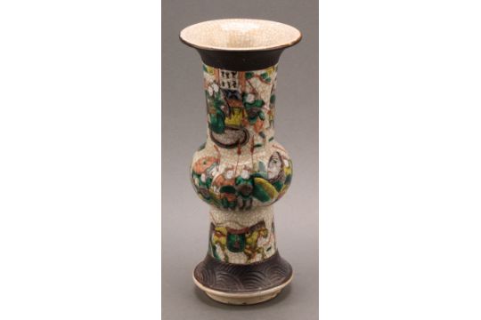 A Chinese gu vase, painted in polychrome enamels with warriors on a crackle-glazed ground, 25.5cm - Image 5 of 11