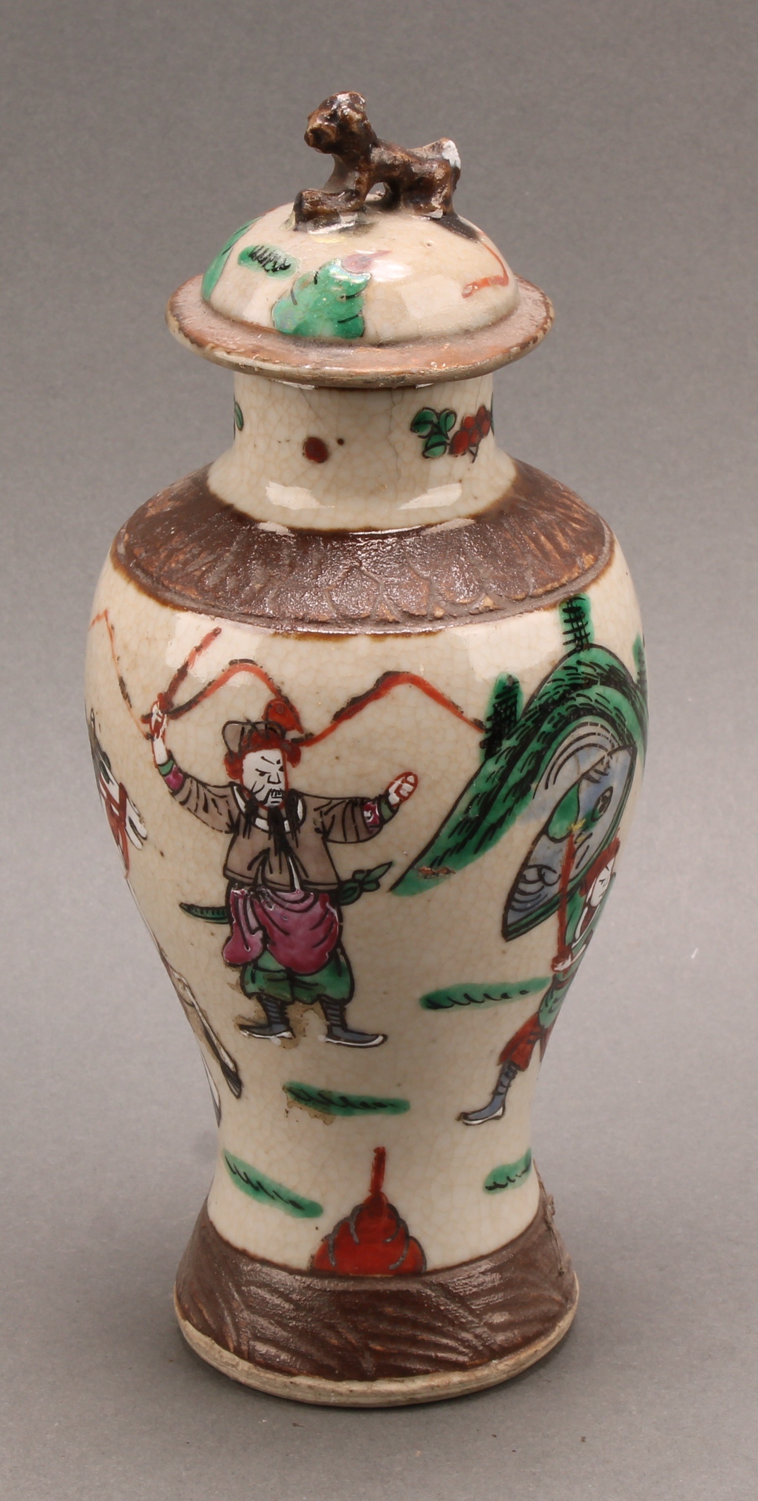 A Chinese gu vase, painted in polychrome enamels with warriors on a crackle-glazed ground, 25.5cm - Image 7 of 11