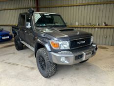 2022 TOYOTA LAND CRUISER 79 SERIES – 4.5 V8 DIESEL 6” LIFT KIT – TOW BAR >>--NO VAT ON HAMMER--<<