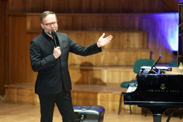 Jubileusze Collegium Medicum UMK uroczystość w Bydgoszczy (Filharmonia Pomorska,  25.11.2024) [fot. Andrzej Romański] Kliknij, aby powiększyć zdjęcie