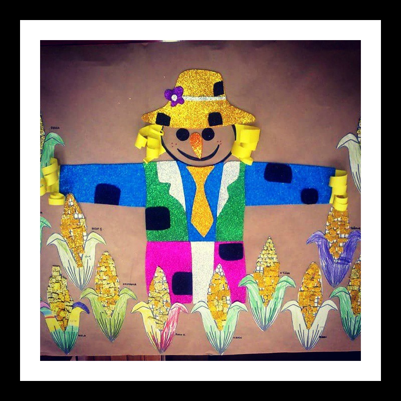 scarecrow bulletin board idea for kids