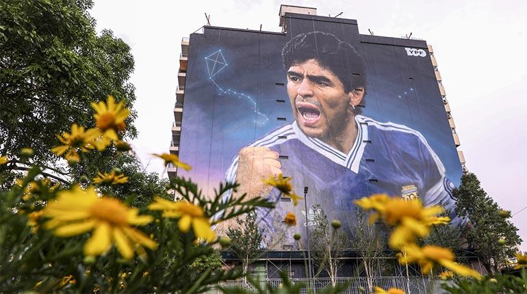 Justicia argentina autoriza traslado del cuerpo de Maradona a un ...