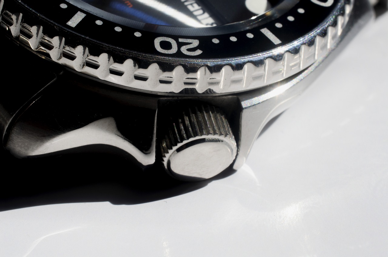 How To Use The Rotating Bezel On Your Dive Watch