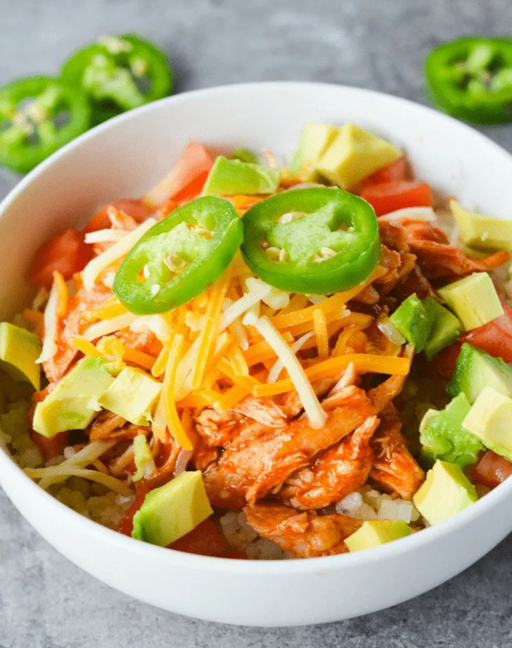 ketogenic dinner recipes: chicken enchilada bowl