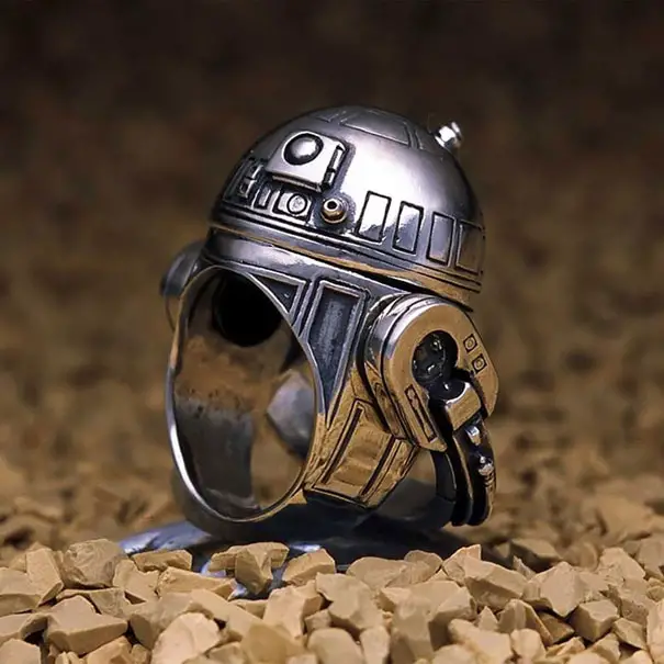 R2-d2 Ring