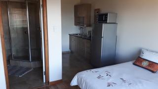 Oubaai Ocean View Private Self catering rooms Herolds Bay - George