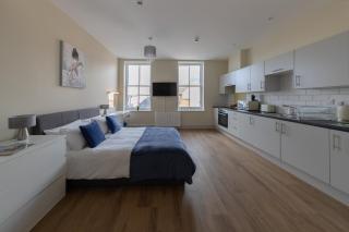 Apartment 7, Isabella House, Aparthotel, By RentMyHouse - Hereford