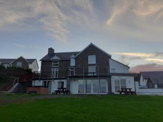 Bryncarnedd Farmhouse - Aberystwyth