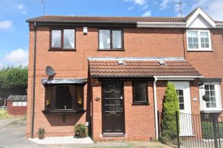 Doncaster - Thorne - Great Customer Feedback - 3 Bed Semi Detached House - Private Garden & Parking - Quiet Cul De Sac Location - Doncaster