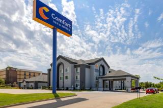 Comfort Inn & Suites - Muskogee