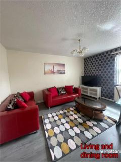 Super deluxe extra large 3 bedroom apartment - Stanley