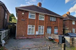 3 Bedrooms semi-detached house,near airport,NEC - Birmingham