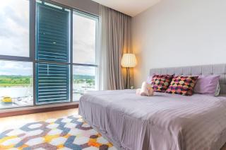 Lux 3BR Suite Puteri Harbour Near Legoland & Hello Kitty - Nusajaya