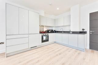 Modern and Stylish 2 Bed Apartment in Solihull - Birmingham - 1