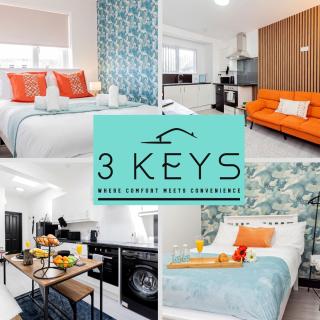 Long Stays - Parking - WIFI - Just Minutes to Airport, NEC & HS2 - Contractor Monthly Deals! 4 bedrooms, 2 bathrooms, 2 kitchens! - Sheldon