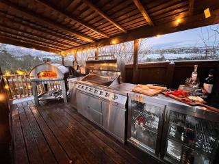 3 - Spectacular Views - Pizza Oven & BBQ - Pont Sticill