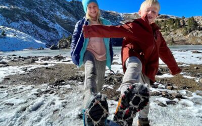 How to Dress Kids for Winter Hikes – from Head to Toe