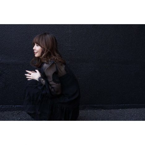 土岐麻子、最新作で細野晴臣と共演