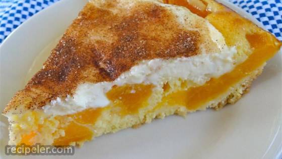 Award Winning Peaches and Cream Pie