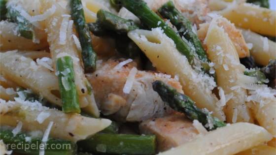 Chicken and Asparagus with Penne Pasta