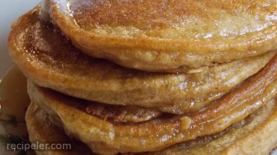 Easy Pumpkin Pancakes