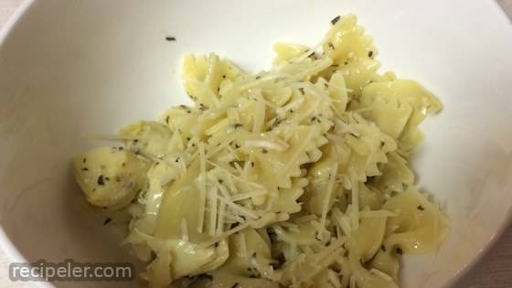 Farfalle Pasta with Artichoke Hearts