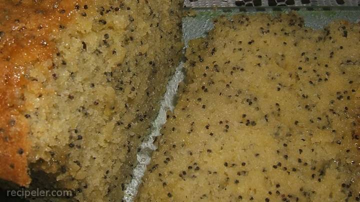 moist lemon poppy seed cake