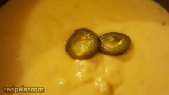 Nacho Cheese Sauce with Jalapeno