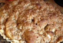 Apple Crumb Pie