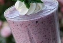 blueberry smoothie