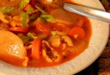 healthy veggie minestrone soup