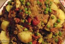 Keema Aloo (Ground Beef and Potatoes)