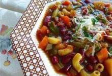 Slow Cooker Vegetarian Minestrone