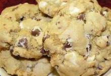 triple chocolate chip cookies