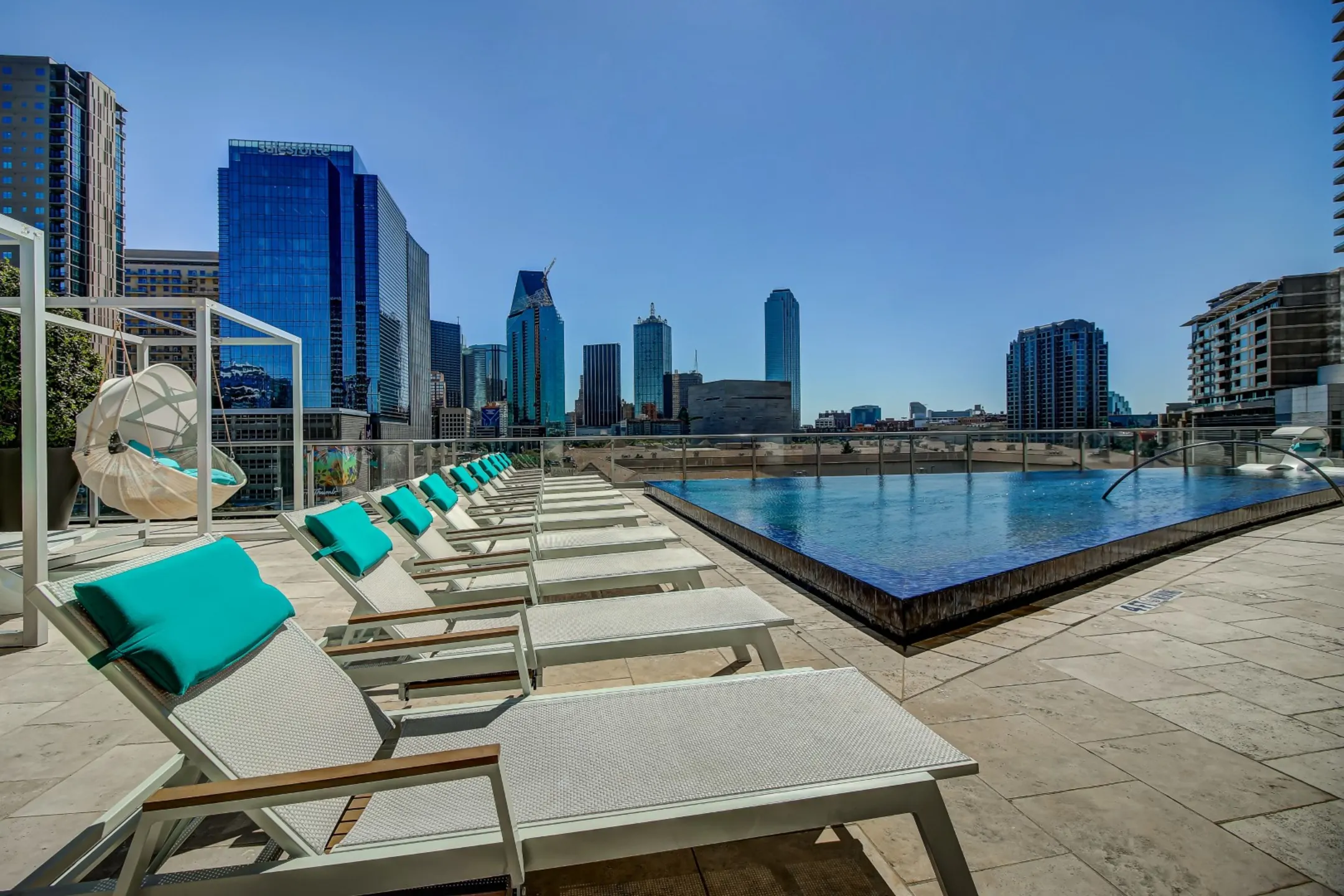 Cirque - 2500 N Houston St | Dallas, TX Apartments for Rent | Rent.