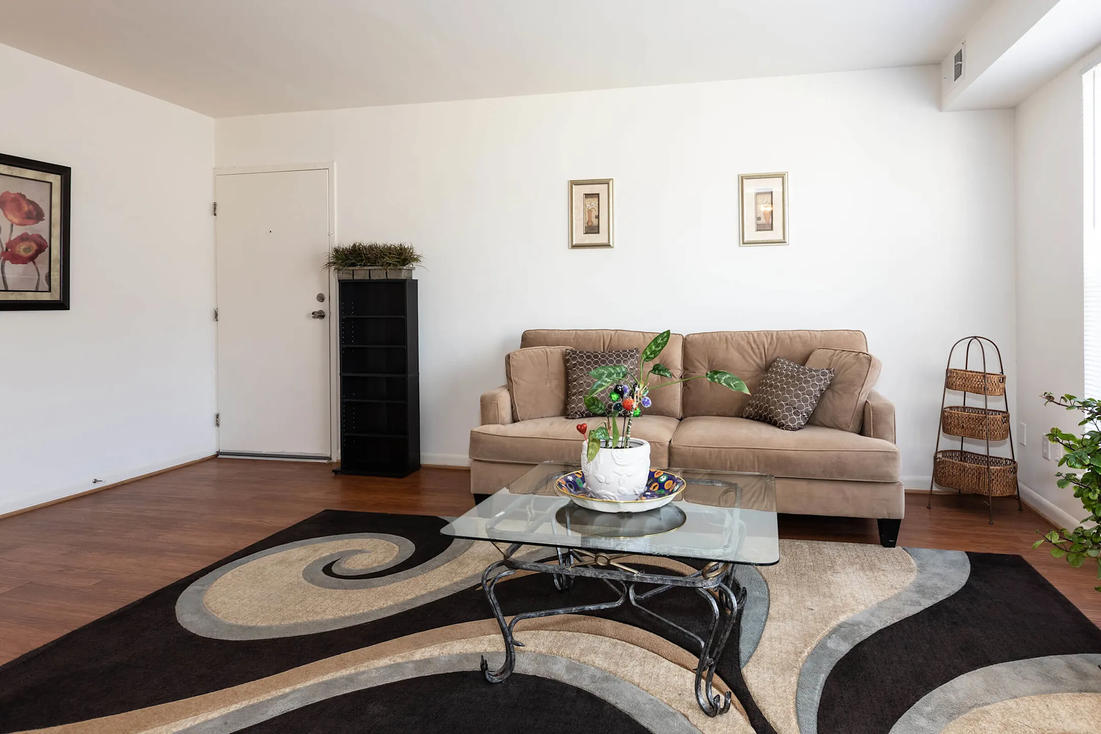 Living Room - Newport Landing Apartments - Newport News, VA