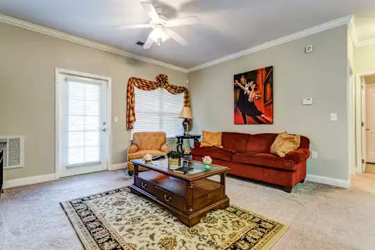 Carolina Place Apartments - Jacksonville, NC - Photo 2