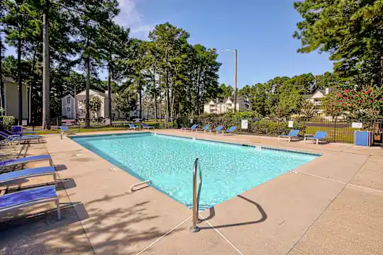 Bluff Ridge Apartment Homes - Jacksonville, NC - Photo 17