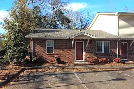 823 E Marion St unit #1 - Shelby, NC - Photo 1